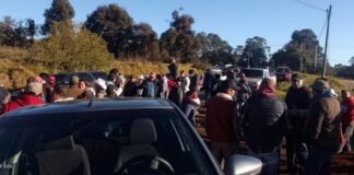 Reportan bloqueo en la carretera Acaxochitlán-Venta Quemada