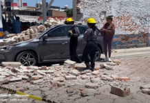 Colapsa barda en colonia Maestranza de Pachuca