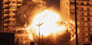 Israel lanza ofensiva aérea masiva en Líbano pese a tregua