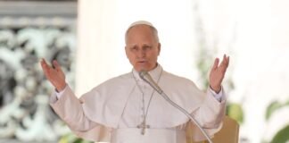 Papa León XIV inicia visita a Camerún; separatistas declaran tregua