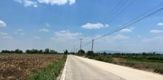 Reconstruyen carretera San Gabriel-Carrasco en Tezontepec