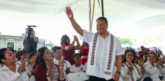 Menchaca encabeza la edición número 100 de las Ferias de Servicios