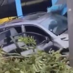Camioneta se incrusta en vivienda de Huejutla; hay tres lesionados