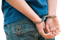 Estudiante muere apuñalado en Querétaro; agresor es detenido