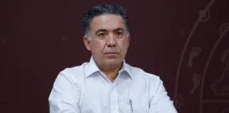 El senador Enrique Inzunza comparece ante la FGR