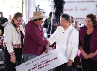 Menchaca anuncia nuevas obras en Santiago de Anaya