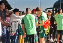 El Tri desata la euforia en su llegada al Estadio Ciudad de México