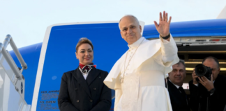Sobresalto durante el retorno del Papa León XIV a Roma
