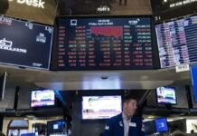 Wall Street abre mixto ante cautela por diálogo entre EU e Irán