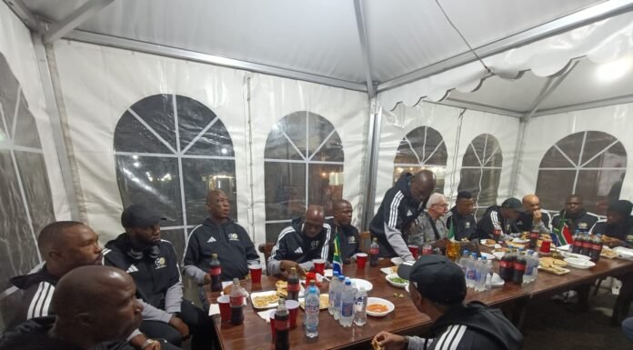 Leyendas de Sudáfrica llegan a Tulancingo rumbo al Mundial 2026