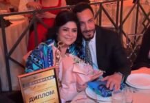 Omar Fayad reaparece en Rusia con imagen renovada y Victoria Ruffo