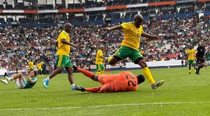 El Tri golea a Sudáfrica en el Partido de Leyendas en el estadio Hidalgo