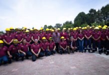 Menchaca reconoce labor de brigadistas forestales