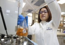 Universitaria crea bebida de cebada para prevenir cáncer de colon