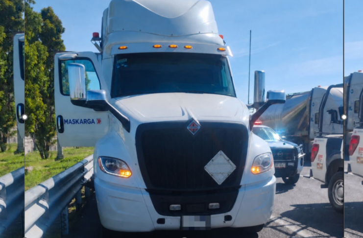 Recuperan tractocamión robado en la carretera México-Pachuca