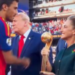Sheinbaum entrega el Balón de Oro a Rodri