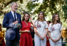 Reyes de España reciben a los campeones del Mundial 2026