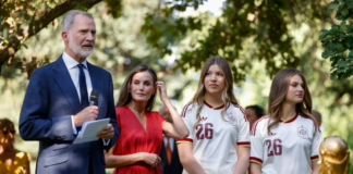 Reyes de España reciben a los campeones del Mundial 2026