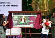 Lotería Nacional inmortaliza a pato Merlín con billete conmemorativo