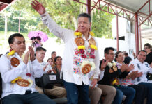 Menchaca anuncia nuevas obras para San Bartolo Tutotepec