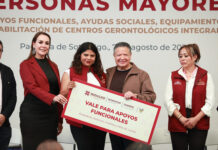 Menchaca promueve el bienestar integral de adultos mayores