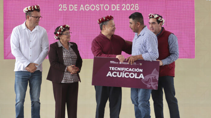 250826_GOBERNADOR_ENTREGA DE APOYOS_LOLOTLA_AF-7