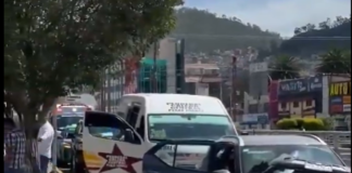Choque deja tres lesionados en Río de las Avenidas