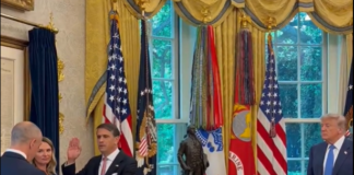 Todd Blanche asume como fiscal general de Estados Unidos