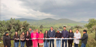 Zempoala: entregan huellas de concreto en camino a Rancho Viejo