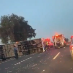 Volcadura en la México-Pachuca deja un muerto y decenas de lesionados
