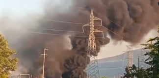Bloqueos y quema de vehículos paralizan carreteras de Michoacán