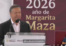 Julio Menchaca da inicio al ciclo escolar 2026-2027