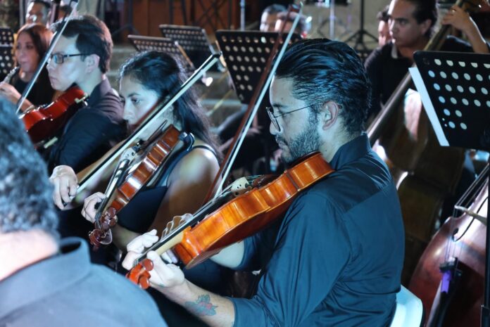 Ecos Orquestales lleva música sinfónica a la Catedral de Cristo Rey de Huejutla