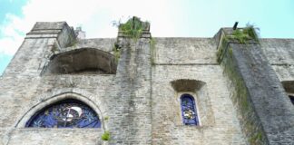Realizan labores de mantenimiento en Catedral de Cristo Rey de Huejutla