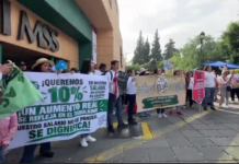 Marchan trabajadores del IMSS; exigen jubilación digna y mejores condiciones laborales
