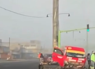 Tulancingo: percance automovilístico deja dos lesionados
