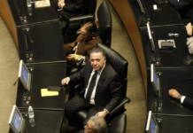 Ciudadanos logran ingresar al Senado con firmas contra Inzunza