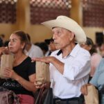 Originaria lleva cine en lenguas indígenas a comunidades de Hidalgo