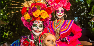 La espectacular procesión de Catrinas y catrines toma las calles de CDMX