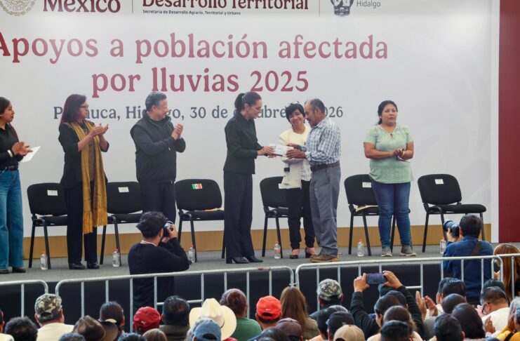 Darán 400 mil pesos a familias que perdieron su vivienda por lluvias en Hidalgo