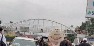 Pipa provoca carambola en la autopista México-Pachuca; muere motociclista