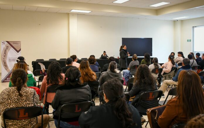 Tulancingo: impulsan a 61 emprendedores con capacitación y microcréditos